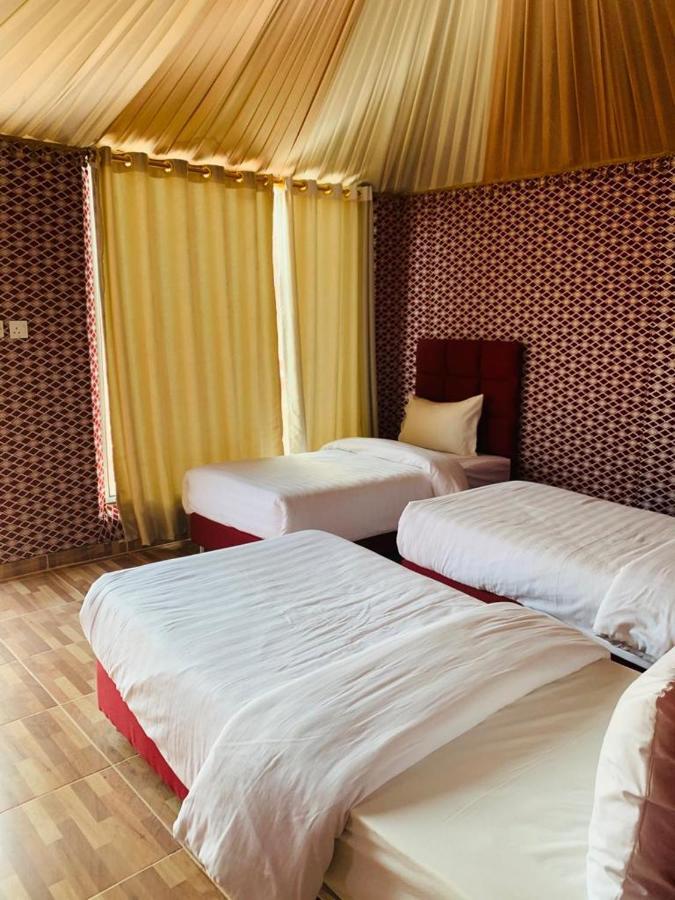Hotel Maraheb Luxury Camp Wadi Rum Esterno foto