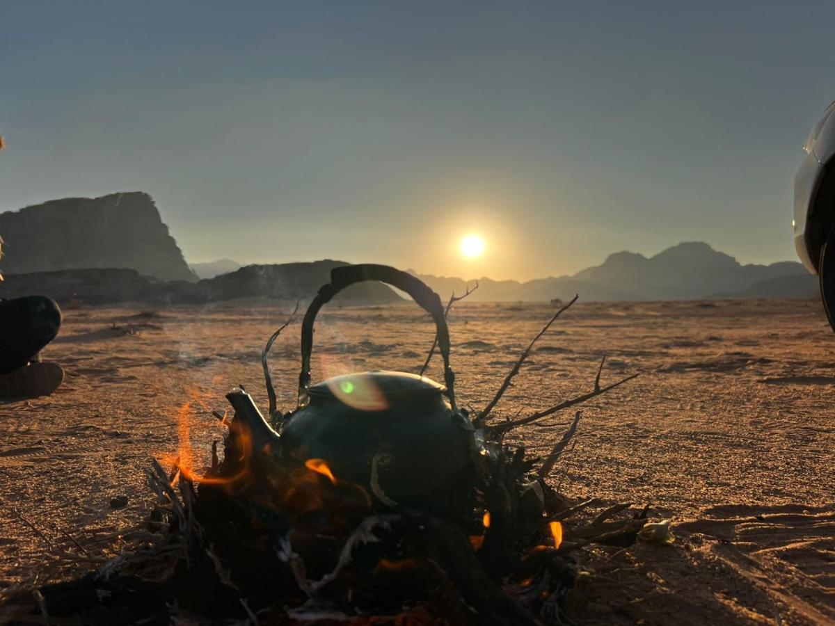 Hotel Maraheb Luxury Camp Wadi Rum Esterno foto