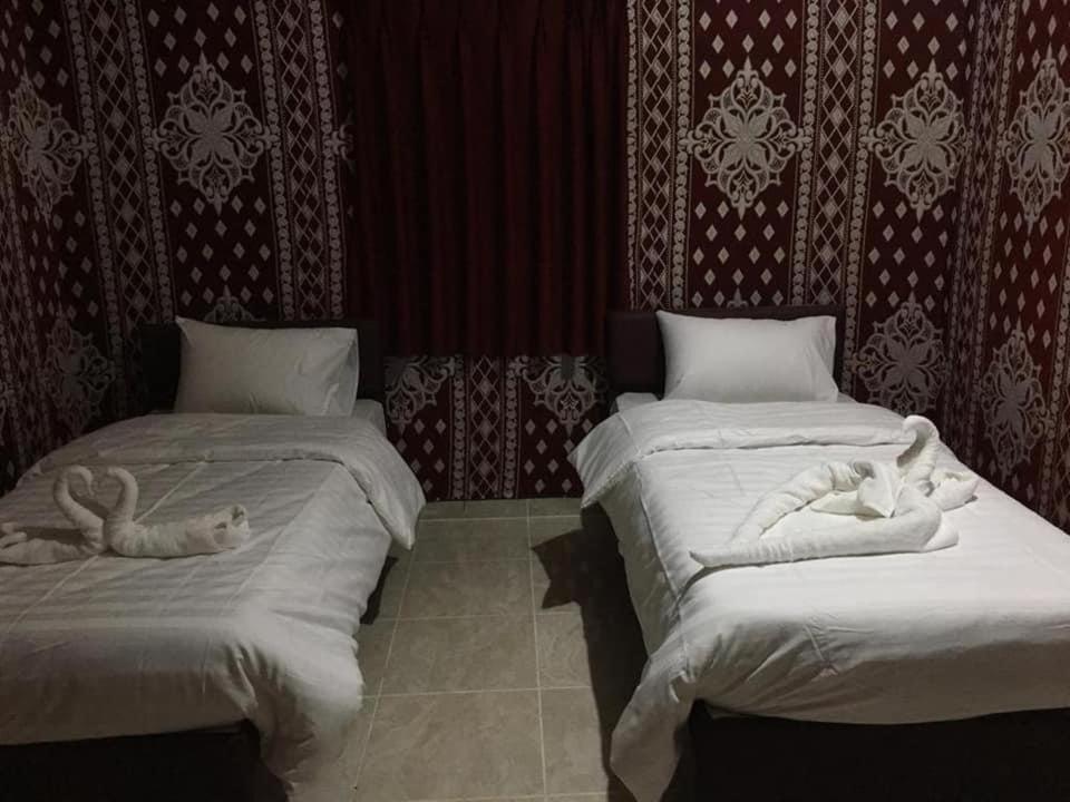 Hotel Maraheb Luxury Camp Wadi Rum Esterno foto