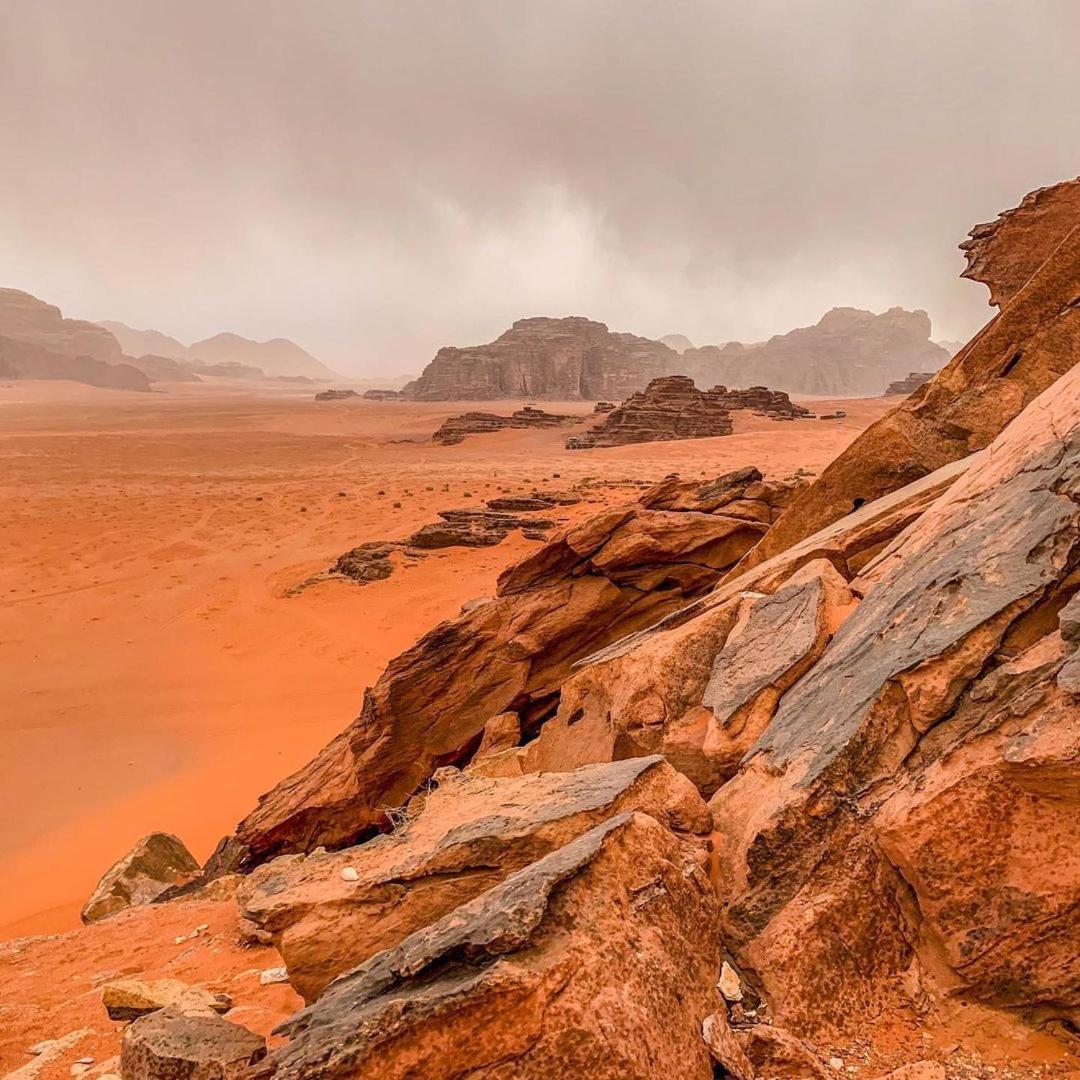 Hotel Maraheb Luxury Camp Wadi Rum Esterno foto